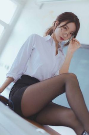 开局收女帝为徒短剧免费观看