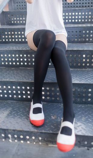 正在播放国外破女大片第八部