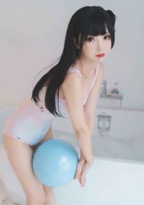 重磅福利国模于子涵与摄影师